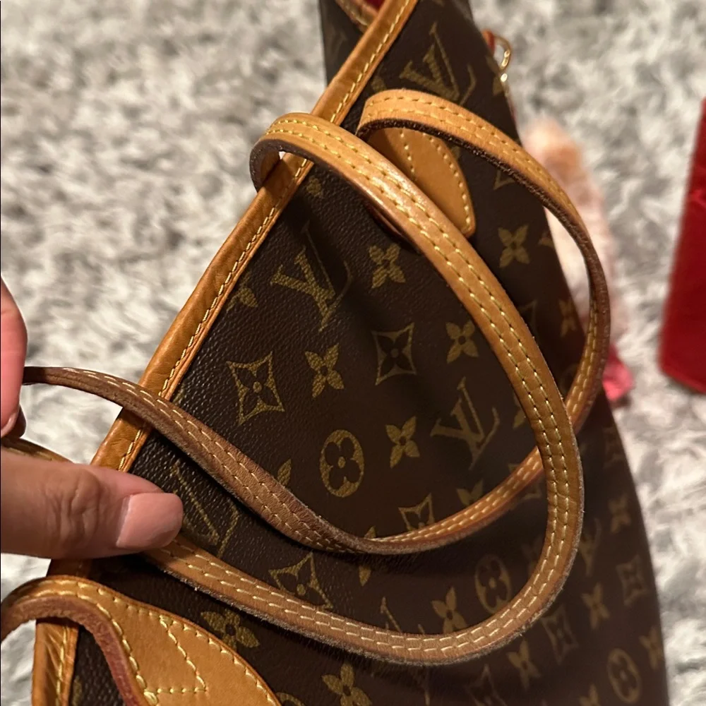 Authentic Louis Vuitton Monogram Never full MM - Picture 10 of 10